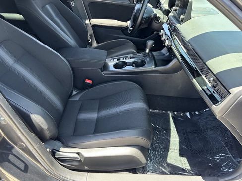 Certified 2025 Honda Civic Sport image 9