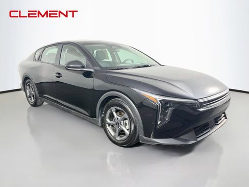 Used 2025 Kia K4 FWD image 3