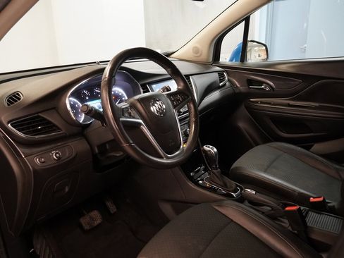 Used 2018 Buick Encore Preferred image 6