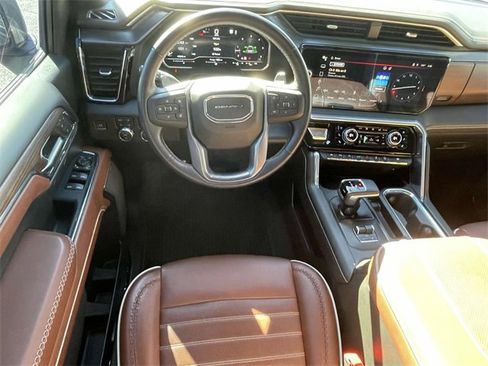 Certified 2023 GMC Sierra 1500 Denali Ultimate image 14