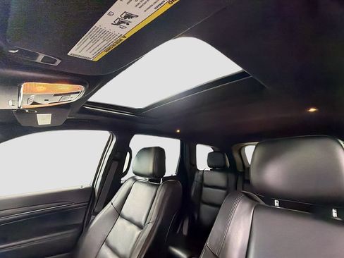 Used 2021 Jeep Grand Cherokee Limited AWD/4WD image 23