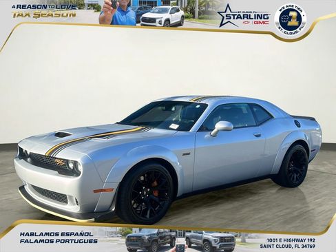 Used 2022 Dodge Challenger R/T Scat Pack RWD image 2