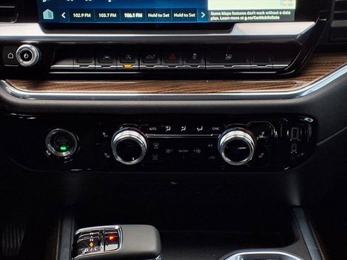 Used 2023 Chevrolet Silverado 1500 RST image 16