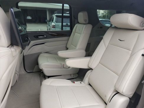 Used 2024 Cadillac Escalade ESV Sport Platinum image 20