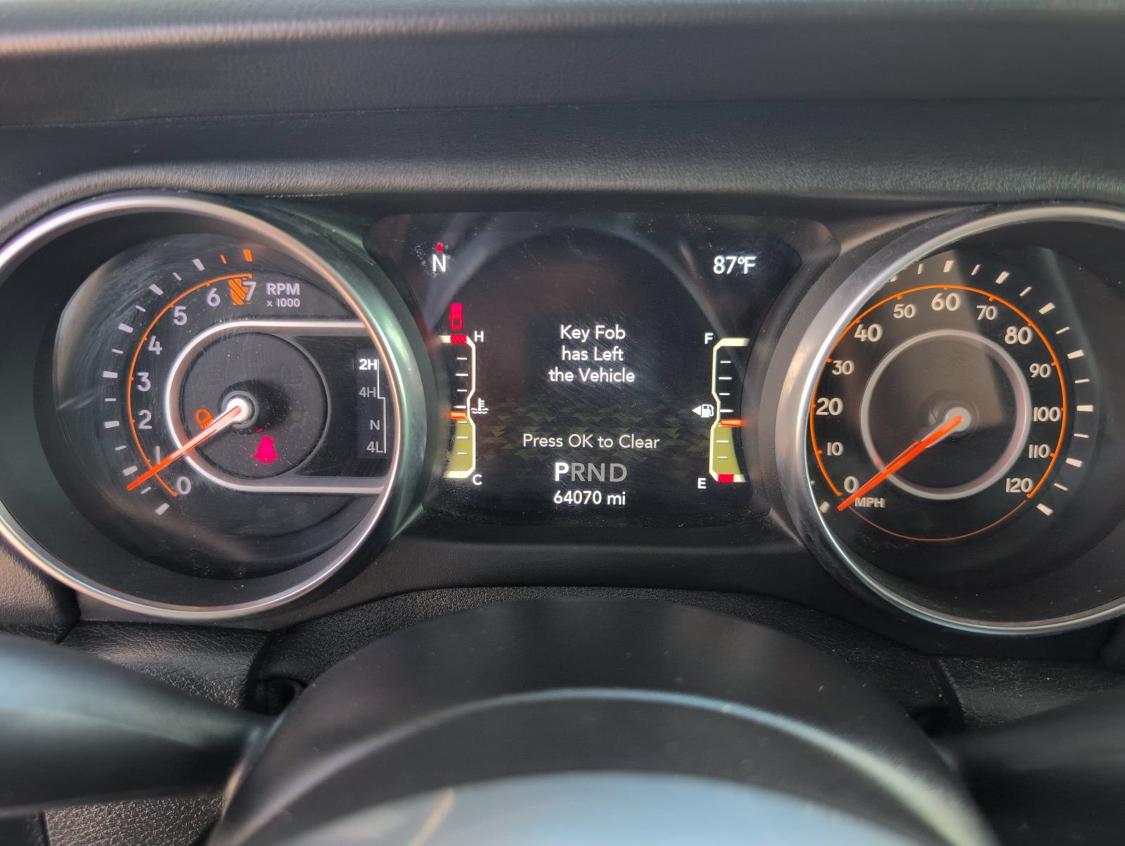 Used 2020 Jeep Gladiator Overland AWD/4WD image 9