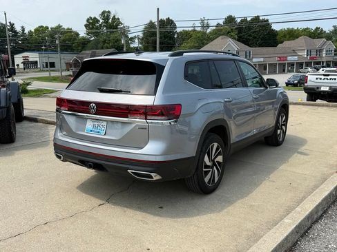 Used 2026 Volkswagen Atlas SE AWD/4WD image 6