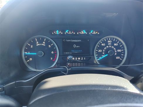 Used 2015 Ford F150 XLT w/ Equipment Group 302A Luxury image 18