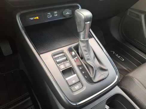 Used 2025 Honda CR-V EX image 16