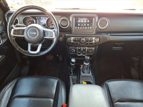 Certified 2021 Jeep Wrangler Unlimited Sahara w/ Cold Weather Group image 15