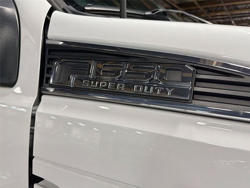 Used 2022 Ford F650 2WD Regular Cab Super Duty image 39
