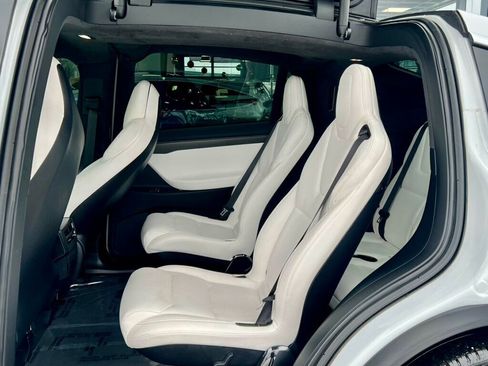 Used 2019 Tesla Model X Performance image 14