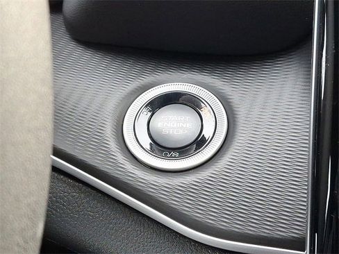 New 2025 Jeep Grand Cherokee L Altitude image 15