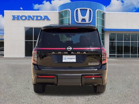Used 2025 Nissan Armada Platinum Reserve AWD/4WD image 4