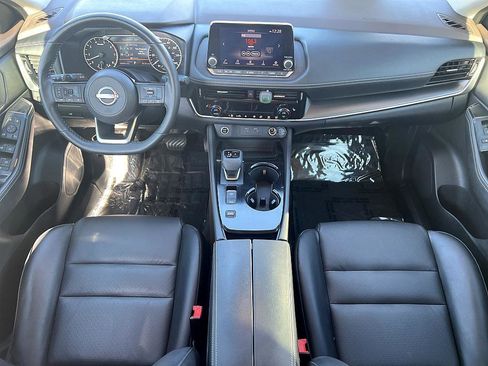 Certified 2023 Nissan Rogue SV w/ SV Premium Package image 18