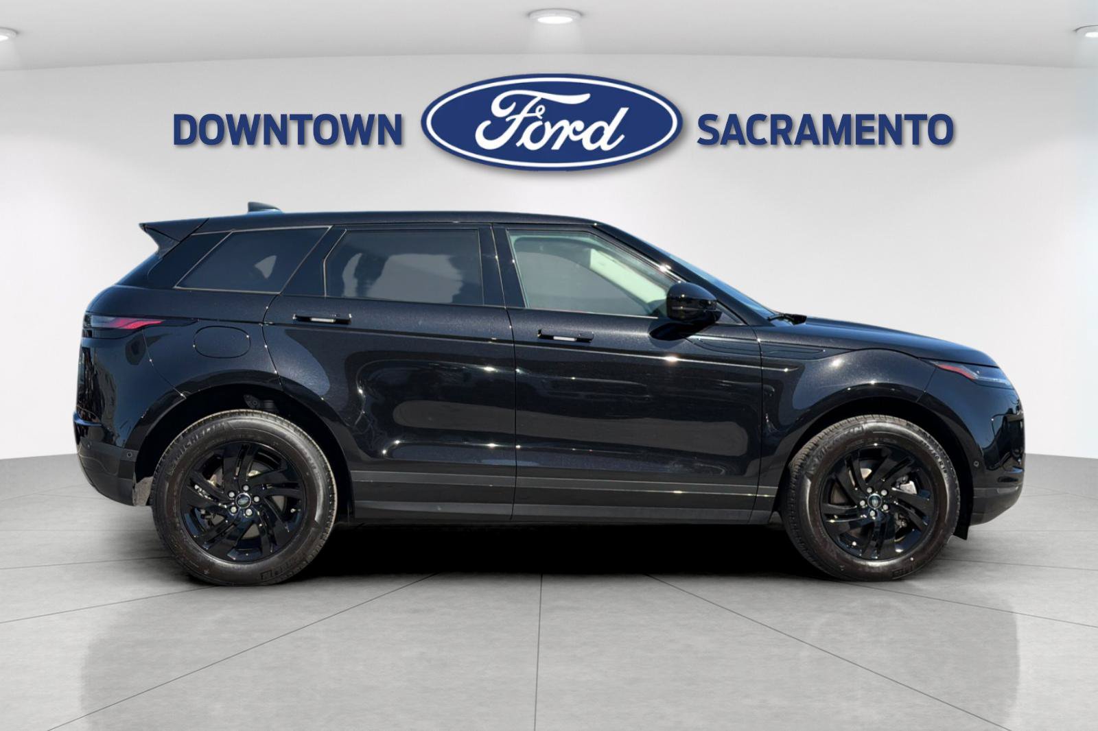 Used 2025 Land Rover Range Rover Evoque S AWD/4WD image 7