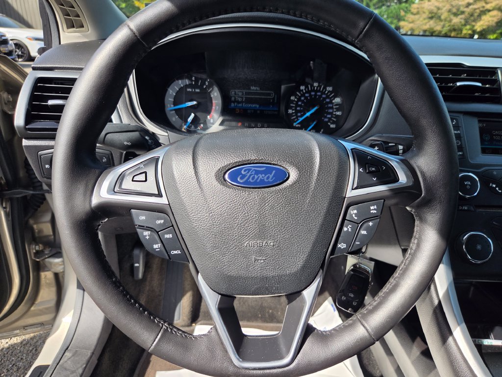 Used 2015 Ford Fusion SE w/ Equipment Group 201A AWD/4WD image 14