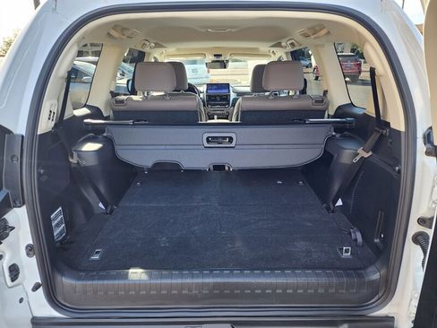 Used 2023 Lexus GX 460 Premium image 20