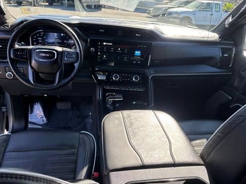 Used 2025 GMC Sierra 1500 AT4X AWD/4WD image 28