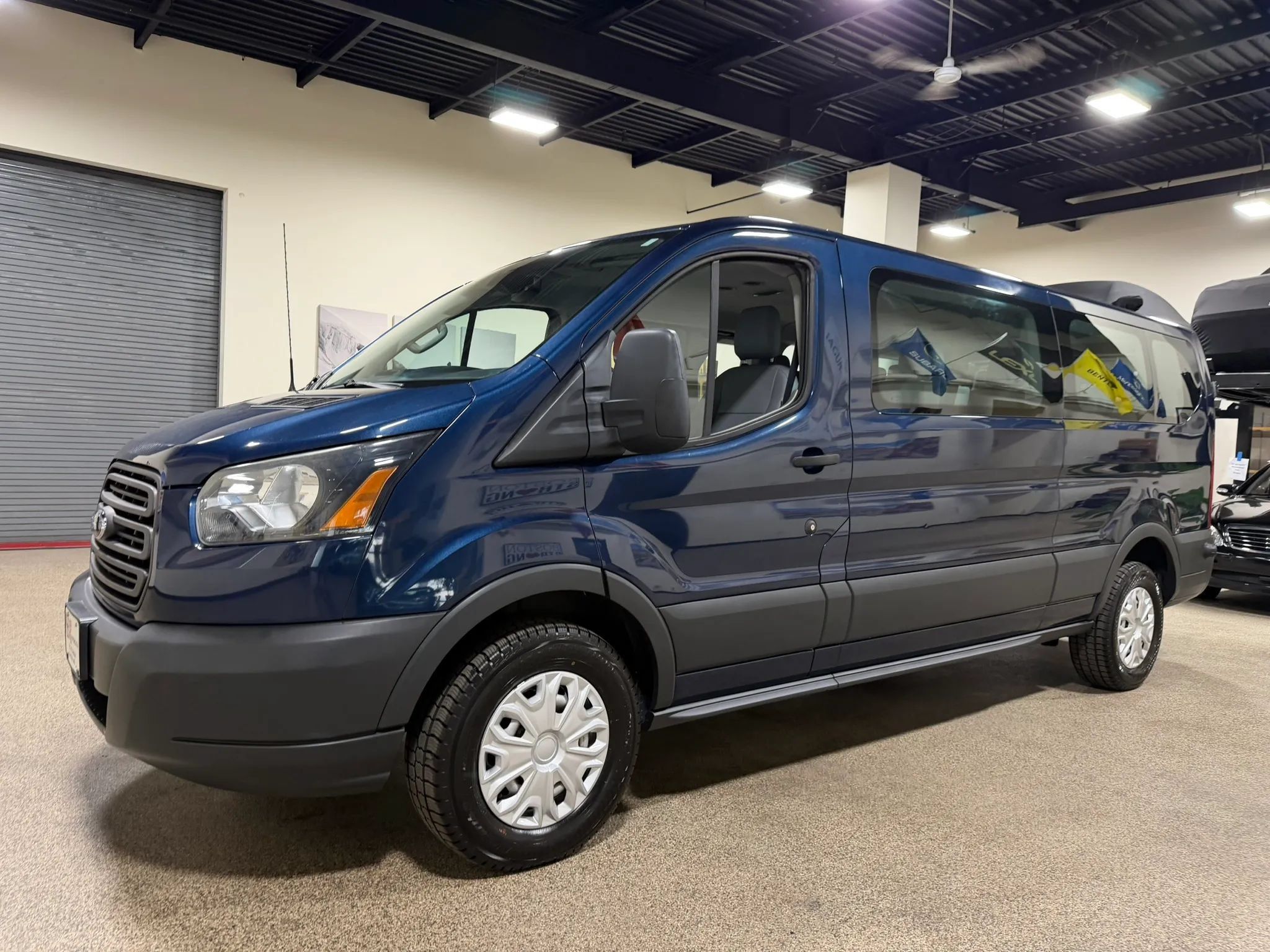 Used 2016 Ford Transit 350 XL RWD image 10