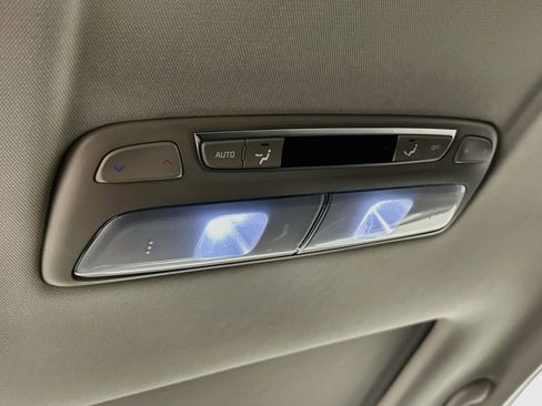 Used 2025 Kia Telluride S FWD image 28
