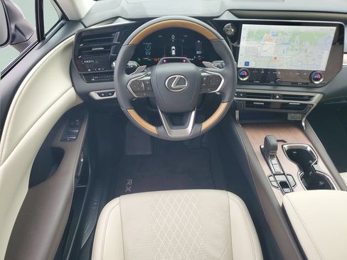 Used 2026 Lexus RX 350 w/ Convenience Package AWD/4WD image 12