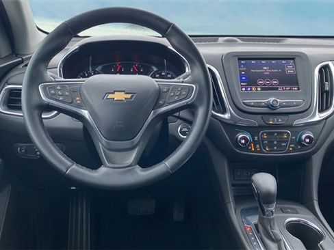 Used 2023 Chevrolet Equinox LT image 9