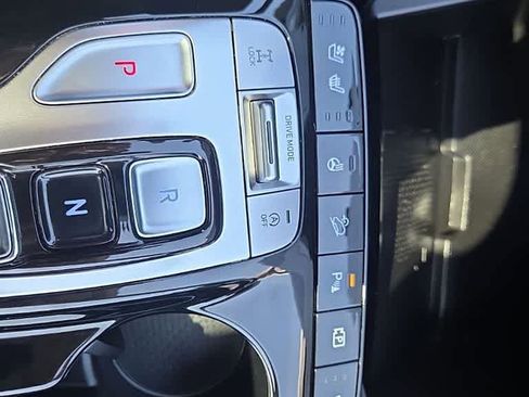 Used 2024 Hyundai Tucson Limited image 23