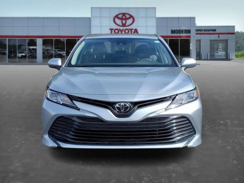 Certified 2020 Toyota Camry LE image 2