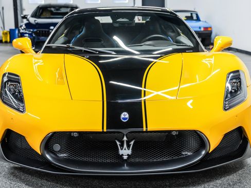 Used 2023 Maserati MC20 Spyder image 29