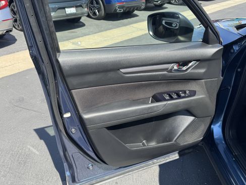 Used 2019 MAZDA CX-5 Sport FWD image 12