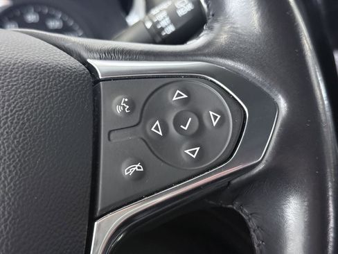 Used 2019 Chevrolet Traverse LT image 47