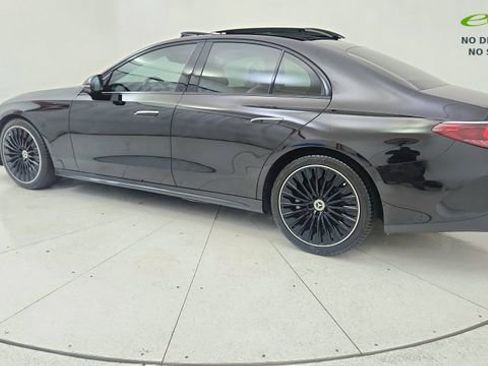 Used 2024 Mercedes-Benz E 350 4MATIC Sedan w/ Multicontour Seating Package image 4