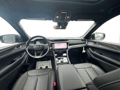 New 2026 Jeep Grand Cherokee L Limited AWD/4WD image 23