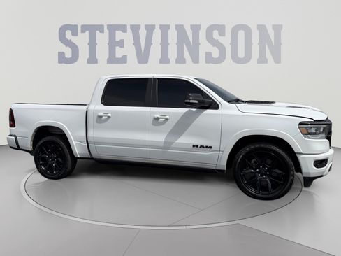 Used 2022 RAM 1500 Laramie AWD/4WD image 6