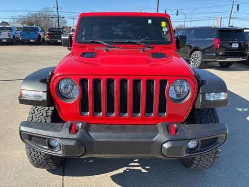Used 2022 Jeep Wrangler Unlimited Rubicon w/ Cold Weather Group image 2