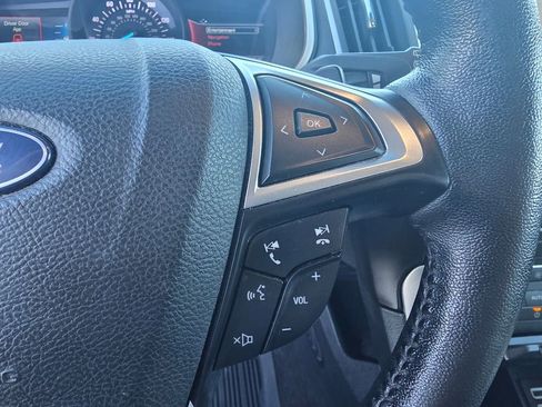 Used 2020 Ford Edge SEL w/ Convenience Package image 16