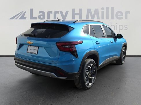 New 2026 Chevrolet Trax LT w/ Driver Confidence Package image 5