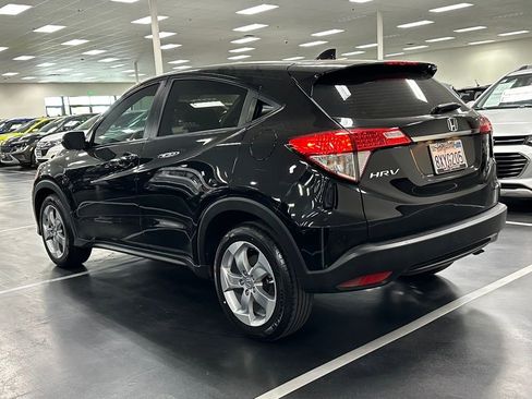 Used 2019 Honda HR-V LX image 5