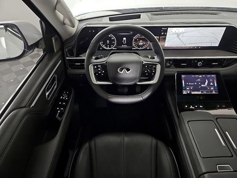 Used 2025 INFINITI QX80 Sensory image 14