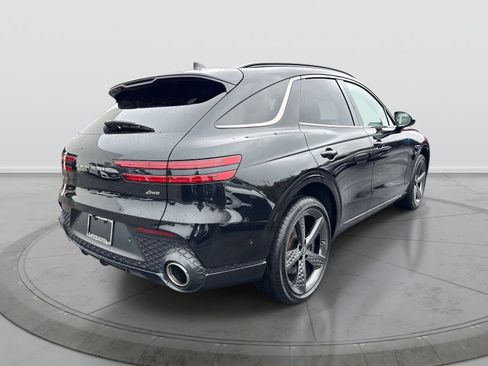 Used 2023 Genesis GV70 2.5T w/ Sport Prestige Package image 5