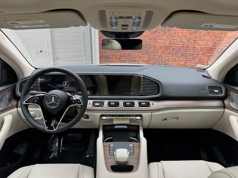 New 2026 Mercedes-Benz GLE 450 4MATIC Coupe image 13