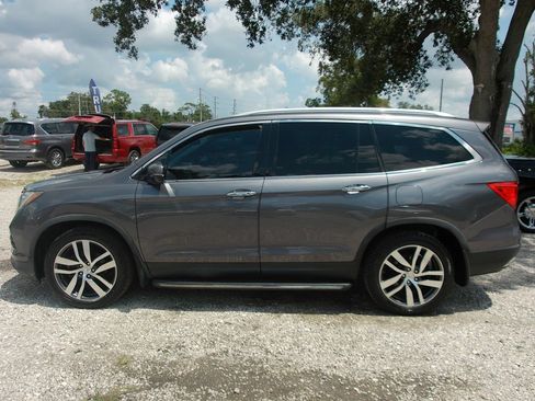 Used 2016 Honda Pilot Touring image 9