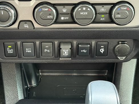 Used 2023 Toyota Tacoma TRD Pro image 25