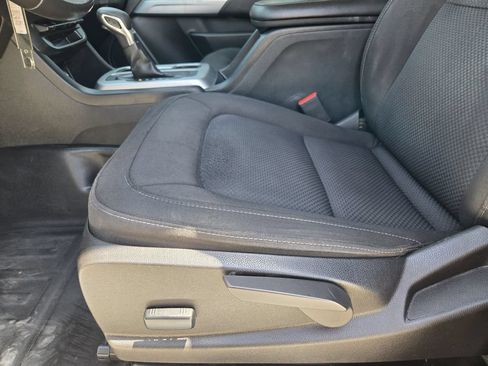 Used 2022 Chevrolet Colorado LT w/ Fleet Safety Package RWD image 25