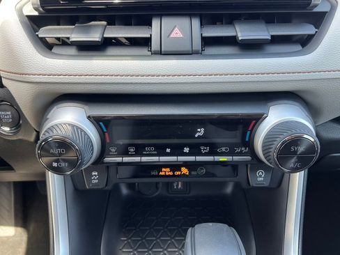 New 2025 Toyota RAV4 XLE image 29