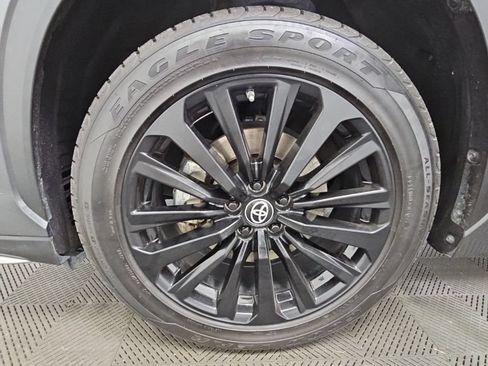 Used 2024 Toyota Highlander XSE FWD image 48
