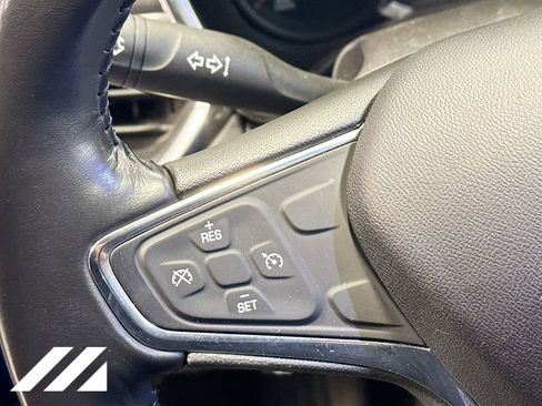 Used 2019 Chevrolet Equinox LT w/ Sun & Navigation Package AWD/4WD image 12