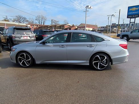 Used 2022 Honda Accord Sport image 5