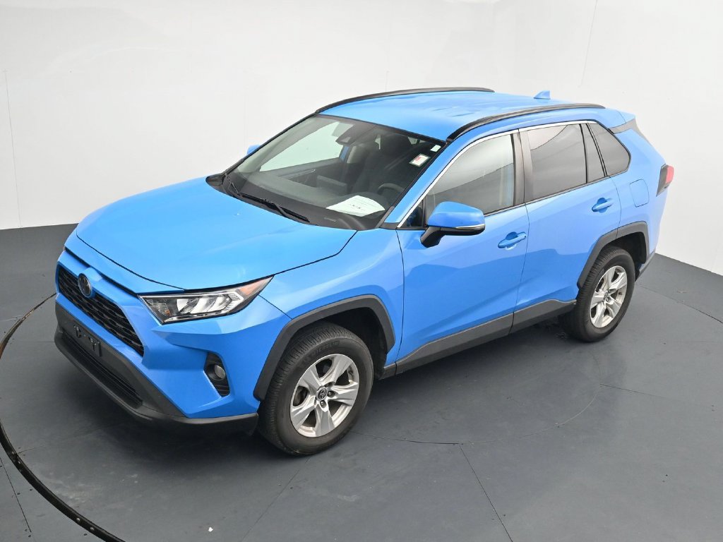 Used 2021 Toyota RAV4 XLE AWD/4WD image 12