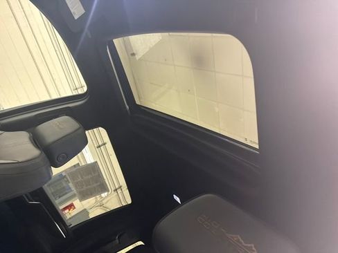 Used 2025 Chevrolet Silverado 3500 High Country w/ High Country Premium Package image 25